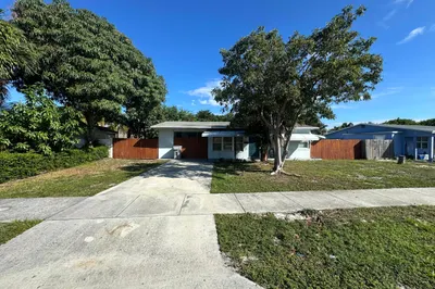 2550 NE 7th Terrace 1