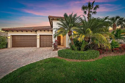 271 Rudder Cay Way 1