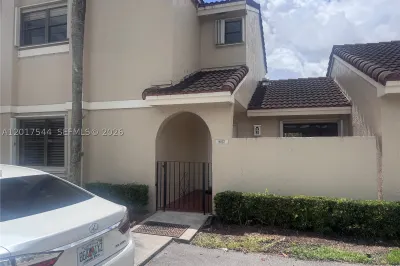 6532 NW 170th Ter 1