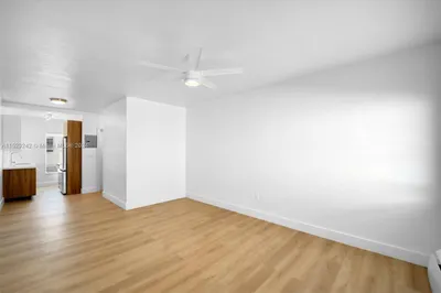 1044 Pennsylvania Ave #11 1