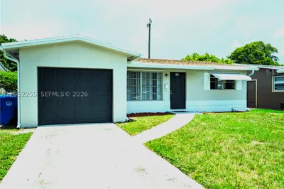 888 SW 62nd Ave 1