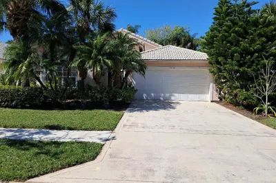 7260 SE Magellan Lane 1