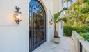 296 Ocean Blvd Photo