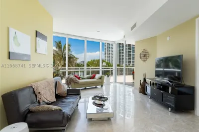 18101 Collins Ave #503 1