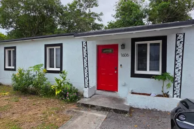 1606 NW 13th Court 1