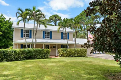 330 NE Town Terrace 1