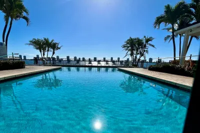 1105 Lake Shore Drive #104 1
