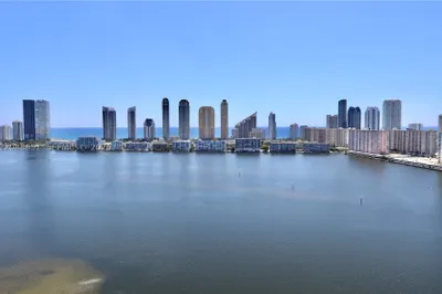4000 Island Blvd #2204 1