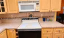 130 E 35th St Photo