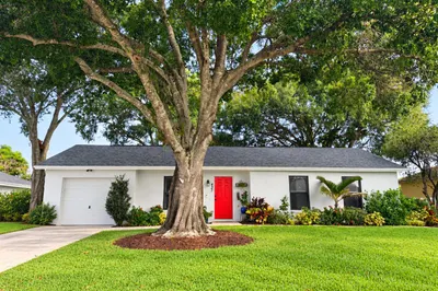 437 SW Nativity Terrace 1