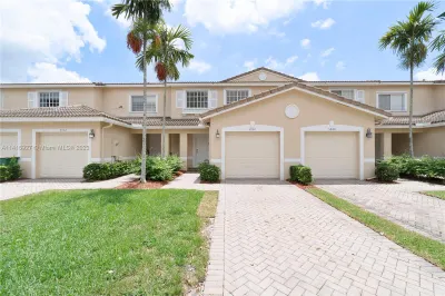5930 Abbey Rd 1