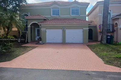 13450 SW 142nd Ter 1