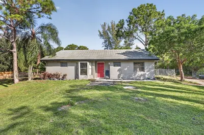 11821 66th Street N 1
