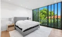 40 W San Marino Dr Photo