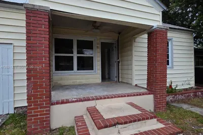 315 NW 53rd St 0 1
