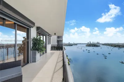 1000 Venetian Way #1902 1