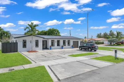 9670 SW 17th St 1