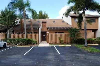 4157 SW 85th Ave #3 1