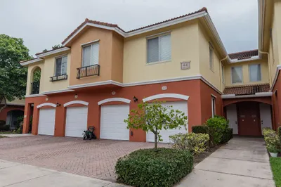 44 SE SEDONA Circle #102 1