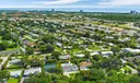 109 E Riverside Drive Photo