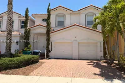 10958 NW 86th Ter 1