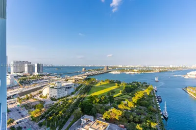 900 Biscayne Blvd #3003 1