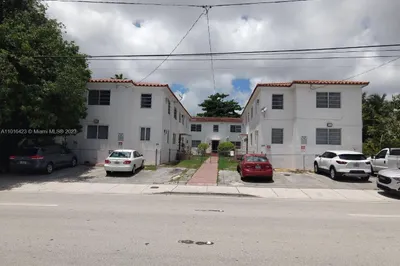 531 SW 7th St 1