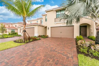 9909 Brickhill Drive #9909 1