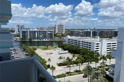 3725 S Ocean Dr #1521 1