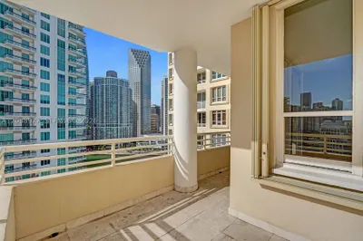 888 Brickell Key Dr #1901 1