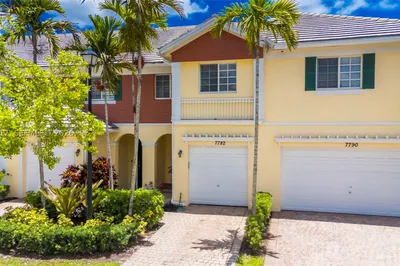 7782 Paddock Pl 1
