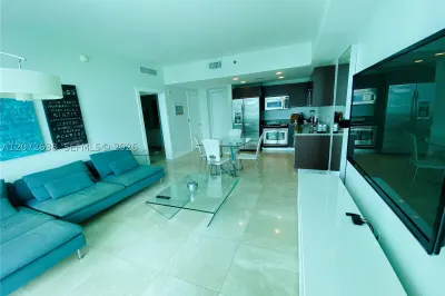 950 Brickell Bay Dr #3709 1