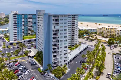 1920 S Ocean Drive #1009 1