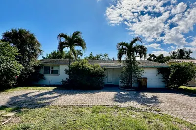 308 SE 12th Street 1