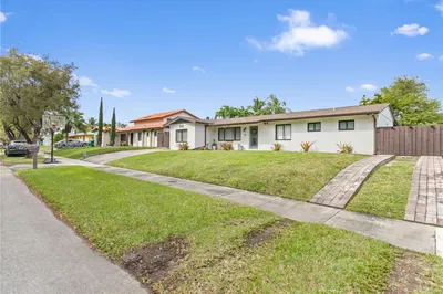 11580 SW 112th Ave Rd 1