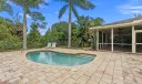 643 SW River Court Photo