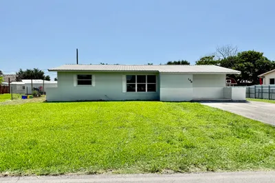 148 SE 6th Street N 1