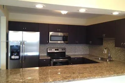 2500 Parkview Dr #307 1