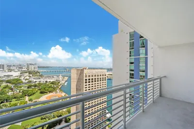 325 S Biscayne Blvd #4024 1