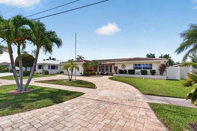 1517 SE 14th Street 1