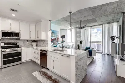300 S Australian Avenue #1412 1