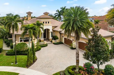 135 Playa Rienta Way