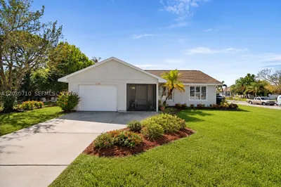 1526 SE Port St Lucie Blvd 1