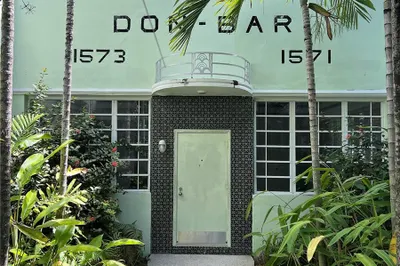 1571 Pennsylvania Ave #4S 1