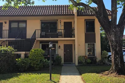 5975 Forest Hill Boulevard #206 1