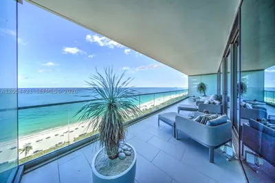 10203 Collins Ave #1502 1
