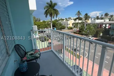1150 Euclid Ave #305 1