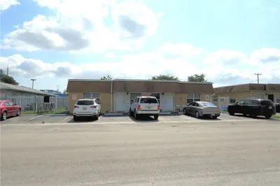 3908 NW 30th Ter 1