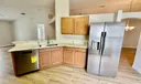 967 E 13th Square Photo