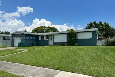 19721 Holiday Rd 1